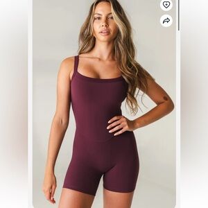 Vitality Cloud II Square Jumper - wine - size small